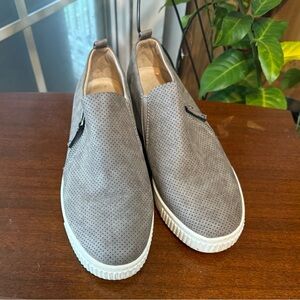 NATURALIZER SOUL Gray slip-on sneaker SIZE 8